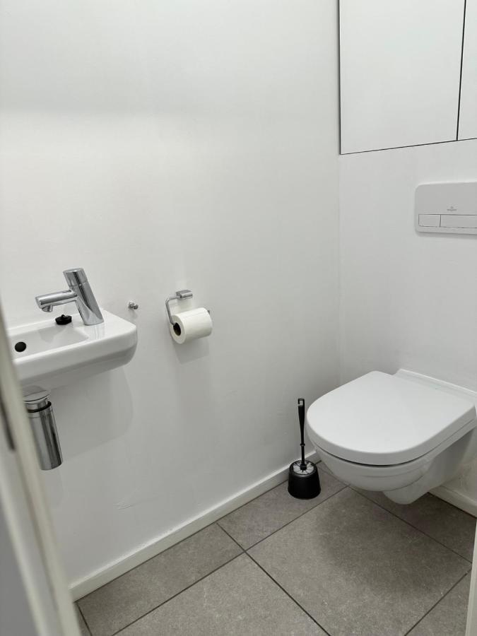 Canal View One Bedroom Flat 브뤼셀 외부 사진